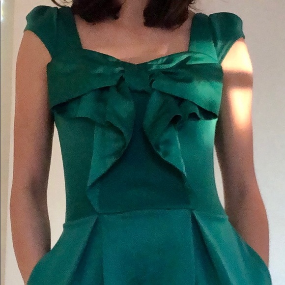 Dress - Picture 3 of 4